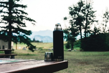 Logotrade Werbeartikel das Foto: Swiss Peak Elite  1l Kupfer Vakuum Flasche