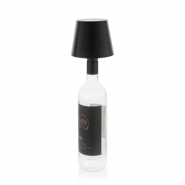Logotrade Geschäftsgeschenke das Foto: BottleGlow Lampe aus RCS recyceltem Kunststoff