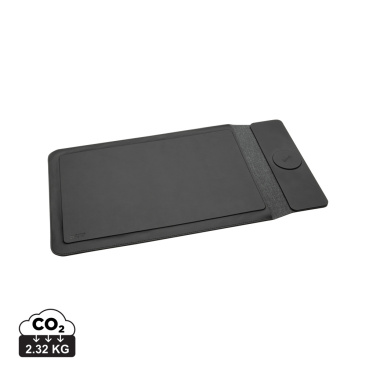 Logotrade Geschäftsgeschenke das Foto: Swiss Peak magnet. 15,6" Laptop-Sleeve mit 15W Ladefunktion