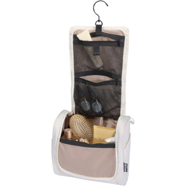 Logotrade Werbegeschenke das Foto: Puffer GRS recycelte aufhängbare Kulturtasche 8L