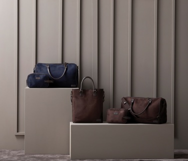 Logo trade promotional giveaway photo of: VINGA Hunton toiletry bag