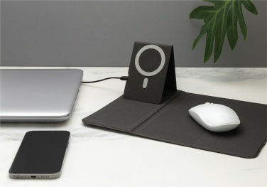 Logotrade corporate gift image of: Artic Magnetic 10W wireless charging phonestand