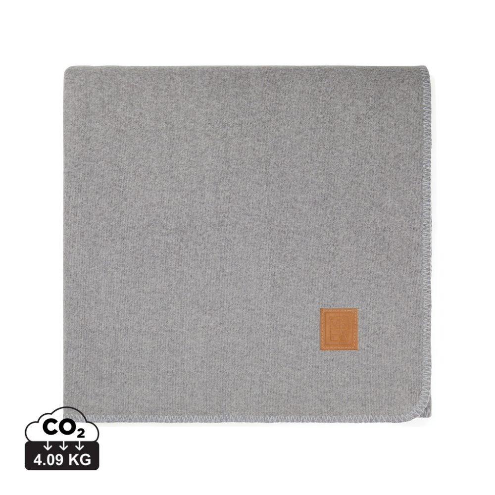 Logotrade promotional giveaway image of: VINGA Moulton GRS RPET blanket