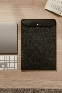 Logotrade promotional item picture of: VINGA Albon GRS recycled felt 17" laptop sleeve