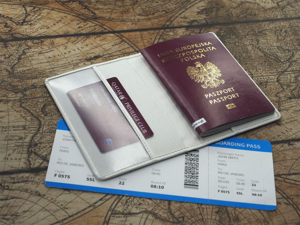 Logotrade corporate gift image of: Passport case 209119