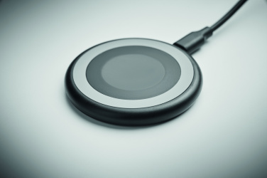 Logo trade corporate gifts picture of: 3 in 1 wireless charger 15W