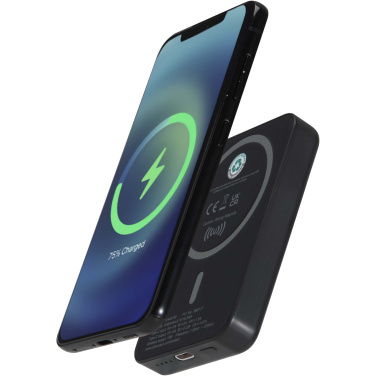 Logotrade corporate gift image of: Acrab 5000 mAh 15W magnetic wireless power bank with 20W PD - made from recycled plastic