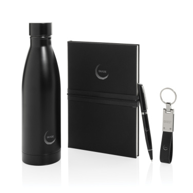 Logo trade corporate gifts image of: Swiss Peak RCS deluxe business gift set w/ water bottle