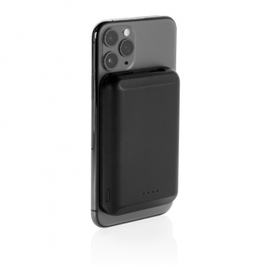 Logotrade meened pilt: Magnetiline 5000 mAh 5W juhtmevaba akupank