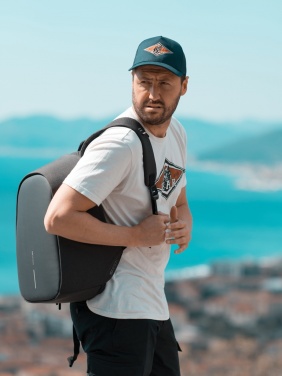 Logo trade reklaamkingi pilt: Bobby Hero Väike vargusevastane seljakott