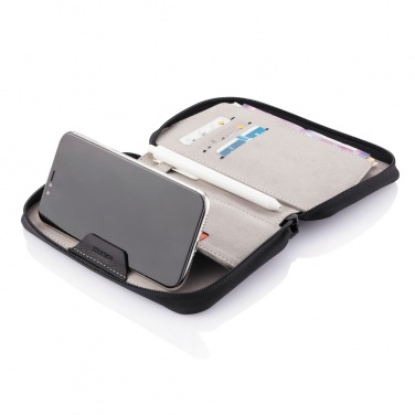 Logotrade ärikingituse foto: Passi omanik