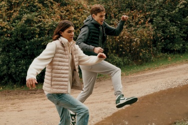 Logotrade meene foto: Iqoniq Meru meeste taaskasutatud polüestrist vest