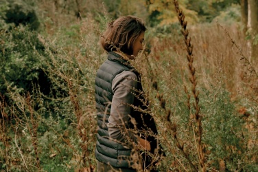 Logo trade ärikingid foto: Iqoniq Meru naiste taaskasutatud polüestrist vest