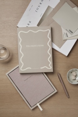 Logotrade ärikingitused pilt: VINGA Thanksfulness GRS taaskasutatud paberist päevik-märkmik