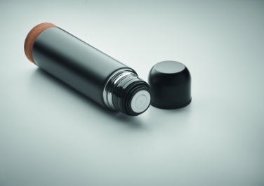Logotrade reklaamkingituse foto: Topeltseintega termospudel 500 ml