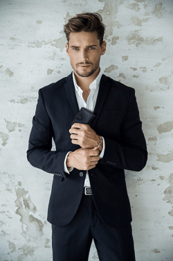 Logo trade reklaamtoote pilt: Krediit- ja visiitkaartide hoidja