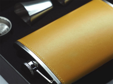 Logotrade ärikingitused pilt: Komplekt plaskuga 922131