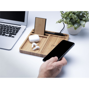 Logo trade firmakingituse pilt: Bamboo Organizer laadija