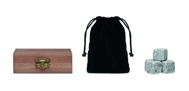 Logotrade reklaamkingituse foto: 9 kivist jääkuubikute komplekt karbis ABERDEEN