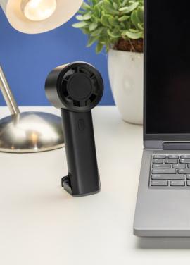 Logotrade reklaamkingi foto: Twist RCS taaskasutatud plastist laetav kaasaskantav ventilaator