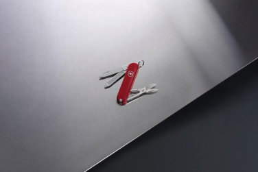 Logotrade firmakingituse foto: VICTORINOX taskunuga Classic SD 7 funktsiooniga
