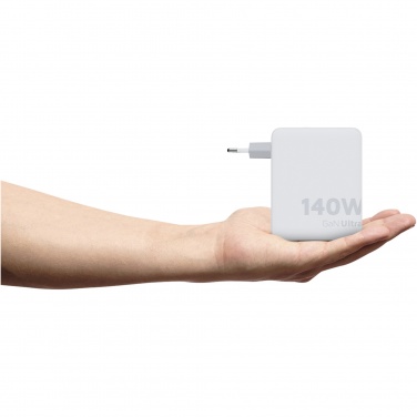 Logotrade liikelahjat mainoslahjat tuotekuva: Xtorm XVC2140 GaNUltra 140 W matkalaturi 240 W USB-C PD -kaapelilla