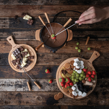 Logotrade mainoslahjat ja liikelahjat tuotekuva: BOSKA sähköinen fondue-setti - 2,3 l (EU-tyyppi F)