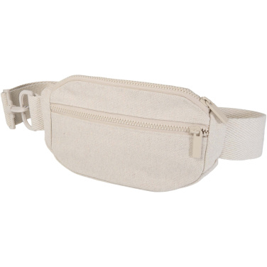 Logotrade mainoslahjat kuva: Crescent 500 g/m²:n Aware™ kierrätetty crossbody-laukku