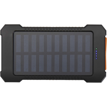 Logo trade liikelahja kuva: Altair 5 000 mAh:n ja 10 W:n kierrätysmuovista valmistettu kestävä aurinkoenergialla toimiva varavirtalähde, jossa on sisäänrakennettu taskulamppu