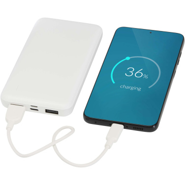 Logotrade mainoslahja tuotekuva: Intan 10 000 mAh:n ja 10 W:n varavirtalähde kierrätetystä muovista