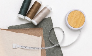 Logotrade korporatīvās dāvanas foto: RCS pārstrādāta plastmasas un bambusa lente
