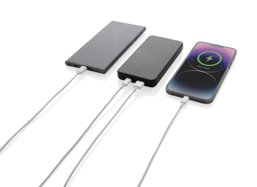 Logotrade korporatīvās dāvanas foto: Boostcore RCS otrreizējās plastmasas barošanas bloks 10 000 mAh USB C