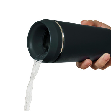 Logotrade ziemassvētku dāvanas foto: Topl Recycled Steel To Go Tumbler Patentēts 360 Vāks 354ml