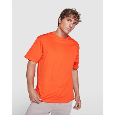 Logotrade korporatīvās dāvanas foto: Bull liela izmēra unisex t-krekls ar īsām piedurknēm