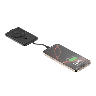 Logotrade dāvanas foto: Urban Vitamin Redwood 5in1 5000mah 20W PD magnētiskā jaudas banka