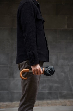 Лого трейд pекламные подарки фото: Зонт складной VINGA Bosler AWARE™ 21 дюйм