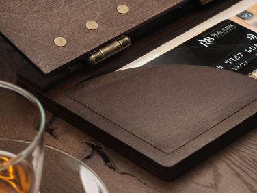 Лого трейд бизнес-подарки фото: Холдер для счёта 1865121