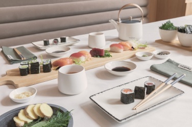 Logotrade profilreklam bild: Ukiyo stor serveringsbräda i bambu