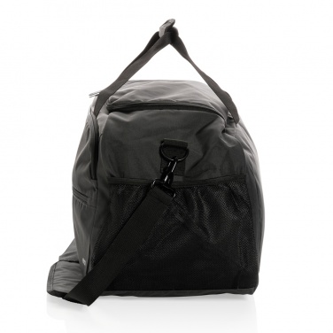 Logotrade reklamprodukter bild: Swiss Peak AWARE™ RPET sport duffle