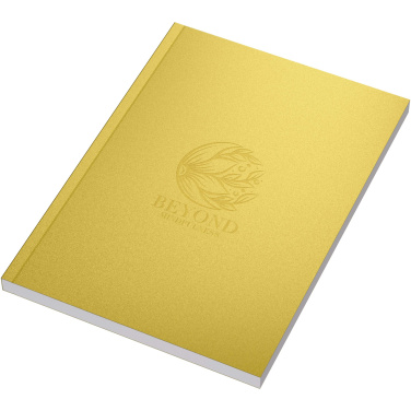 Logotrade kampanjprodukter bild: Novella Austen A5 anteckningsbok med mjukt metallomslag – 100 ark
